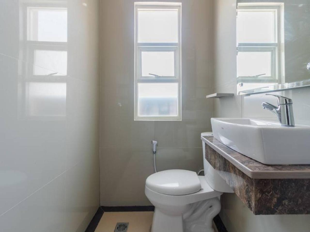 Reddoorz Plus @ Boulevard Panakkukang Makassar Dış mekan fotoğraf